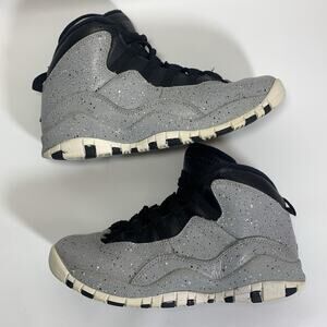 Air Jordan 10 Retro Light Smoke Grey Sneakers3 10806-062 Grade School Size 6Y